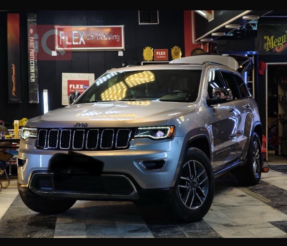 جیپ گراند شیرۆکی